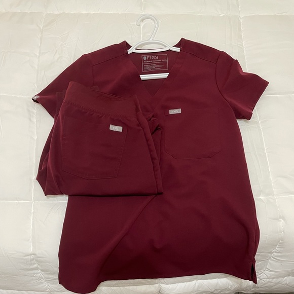 Figs Scrub Set - Picture 1 of 9